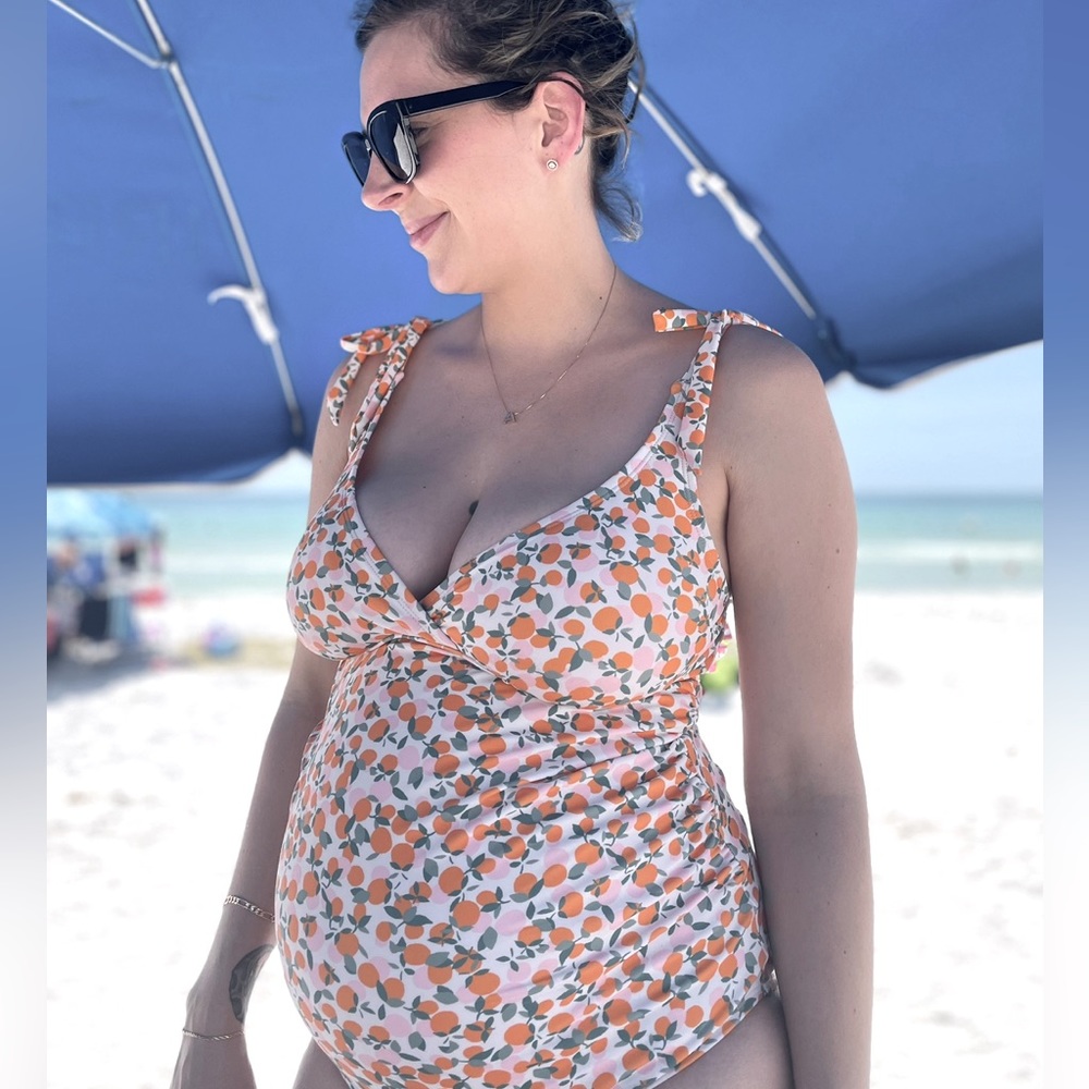 Tie Strap V-neck One Piece Isabel Maternity Swimsuit Size Medium